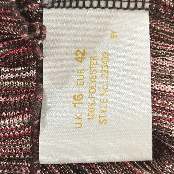 Tank Top - Picture 4 of 5